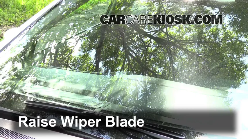 2014 Honda Civic LX 1.8L 4 Cyl. Sedan Windshield Wiper Blade (Front) Replace Wiper Blades